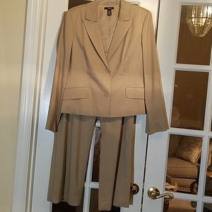 Alfani pant suit
